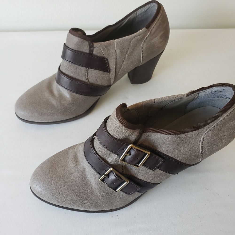 [Audrey Brooke] Taupe & Brown Ankle Boots Size 9
